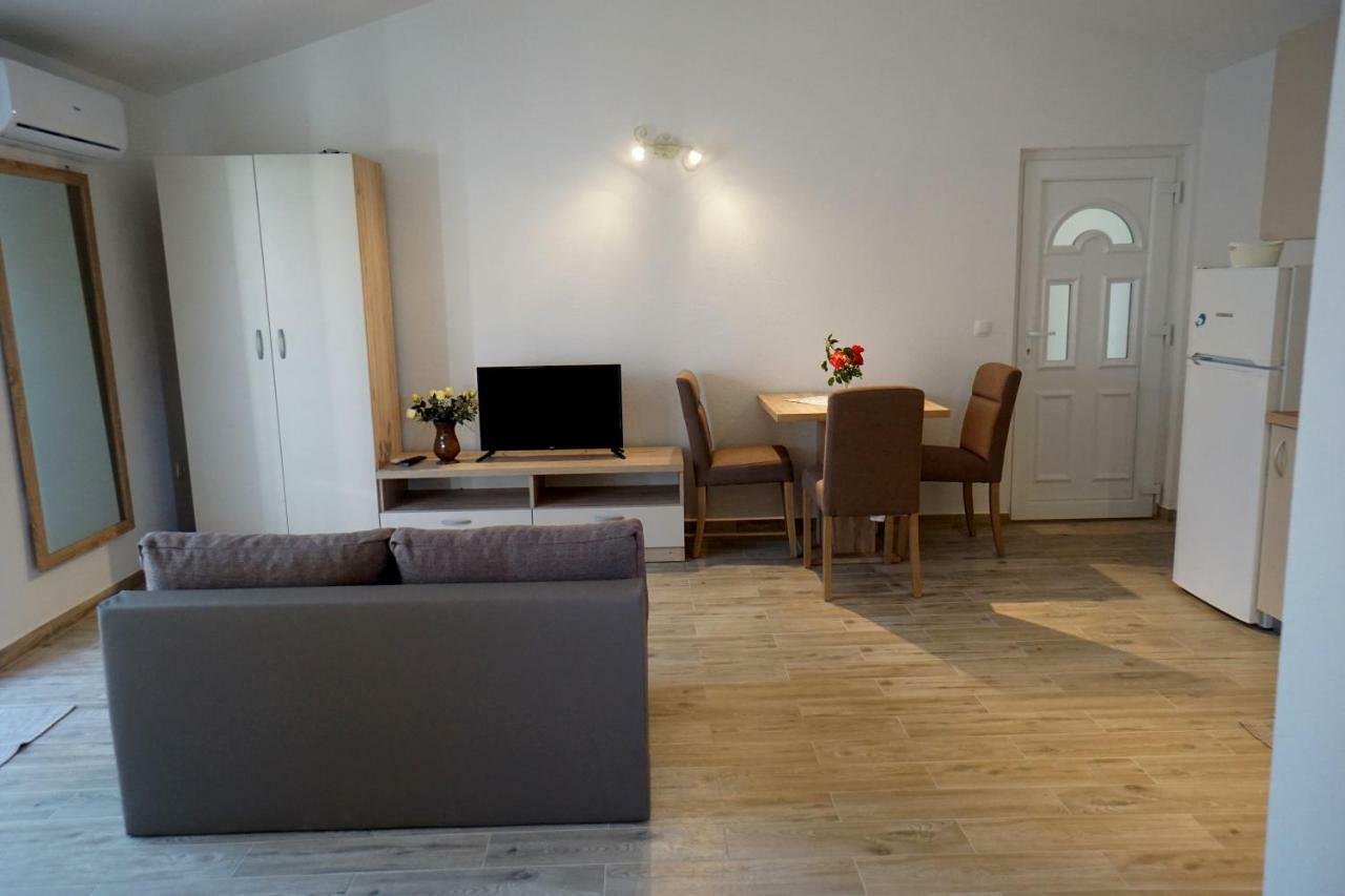 Apartments Sanja เยเซรา ภายนอก รูปภาพ